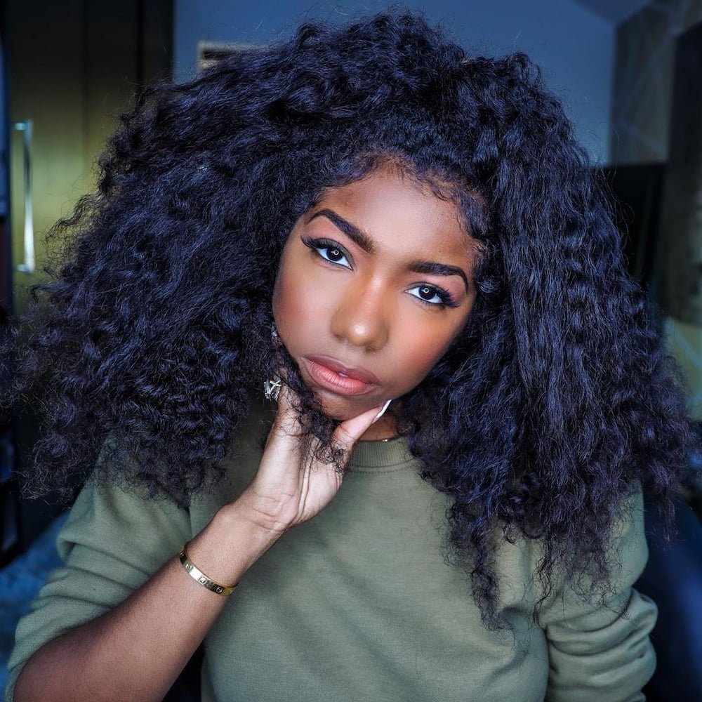 Unveiling the Beauty of Curly Wigs