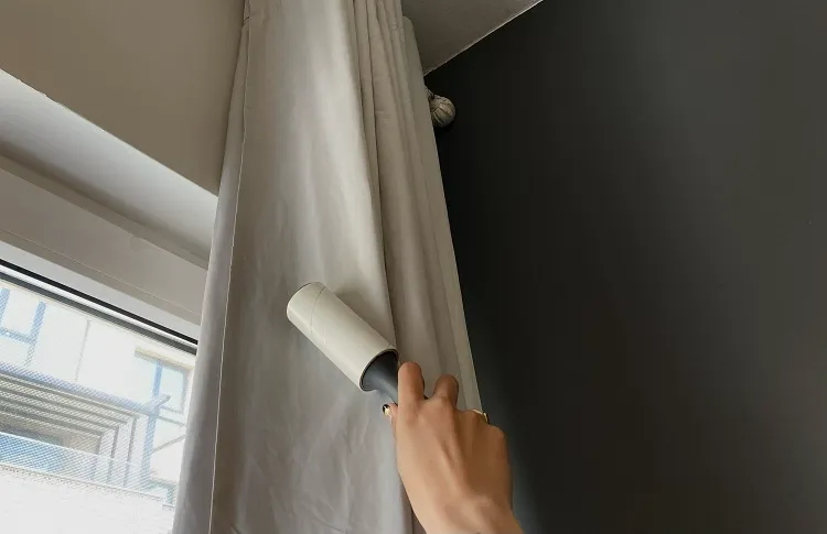 Shine Bright: Mastering Roller Blinds Cleaning Techniques