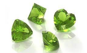 August Birthstone peridot jewelry